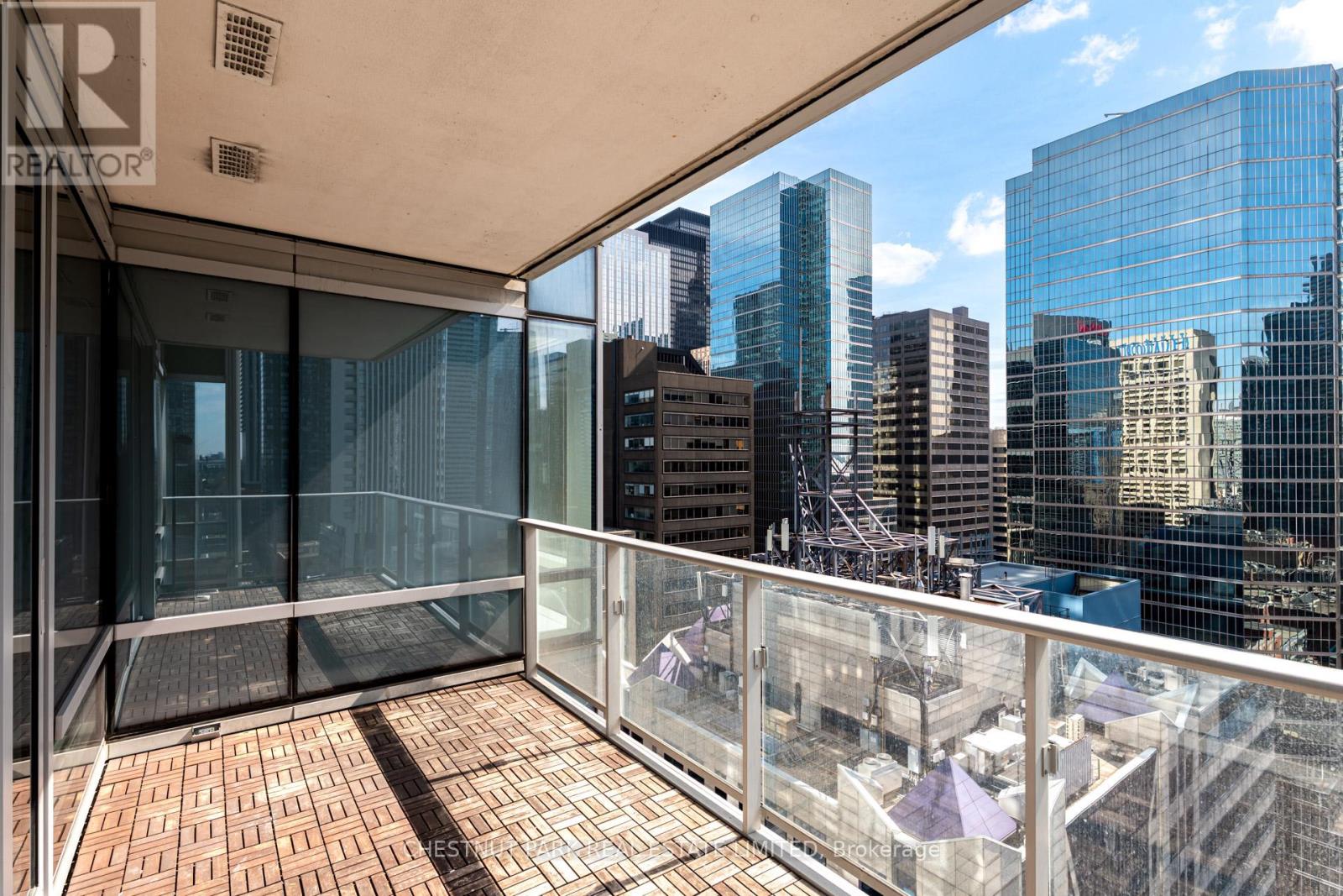 2001 - 180 University Avenue, Toronto, Ontario  M5H 0A2 - Photo 28 - C12950378