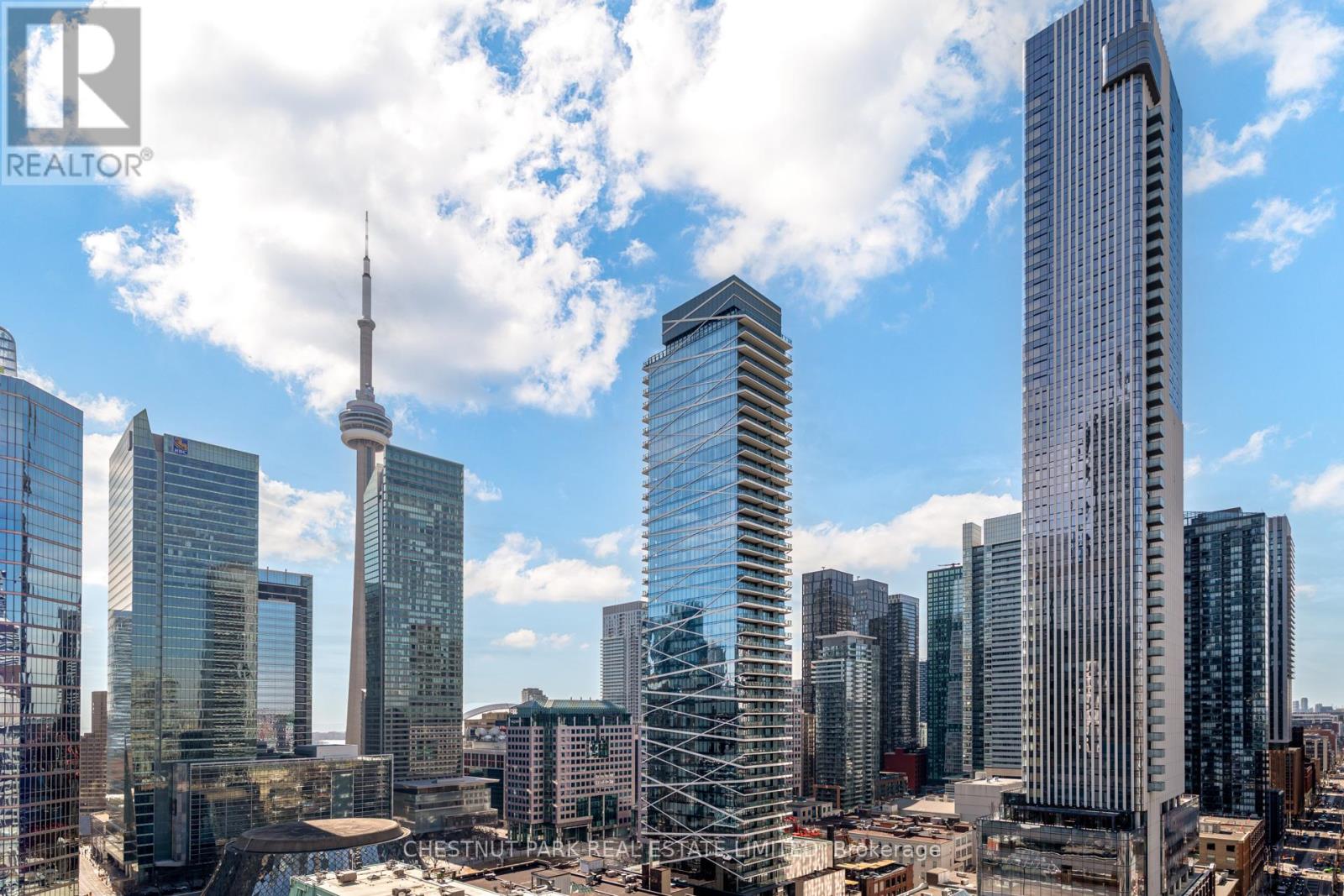 2001 - 180 University Avenue, Toronto, Ontario  M5H 0A2 - Photo 3 - C12950378