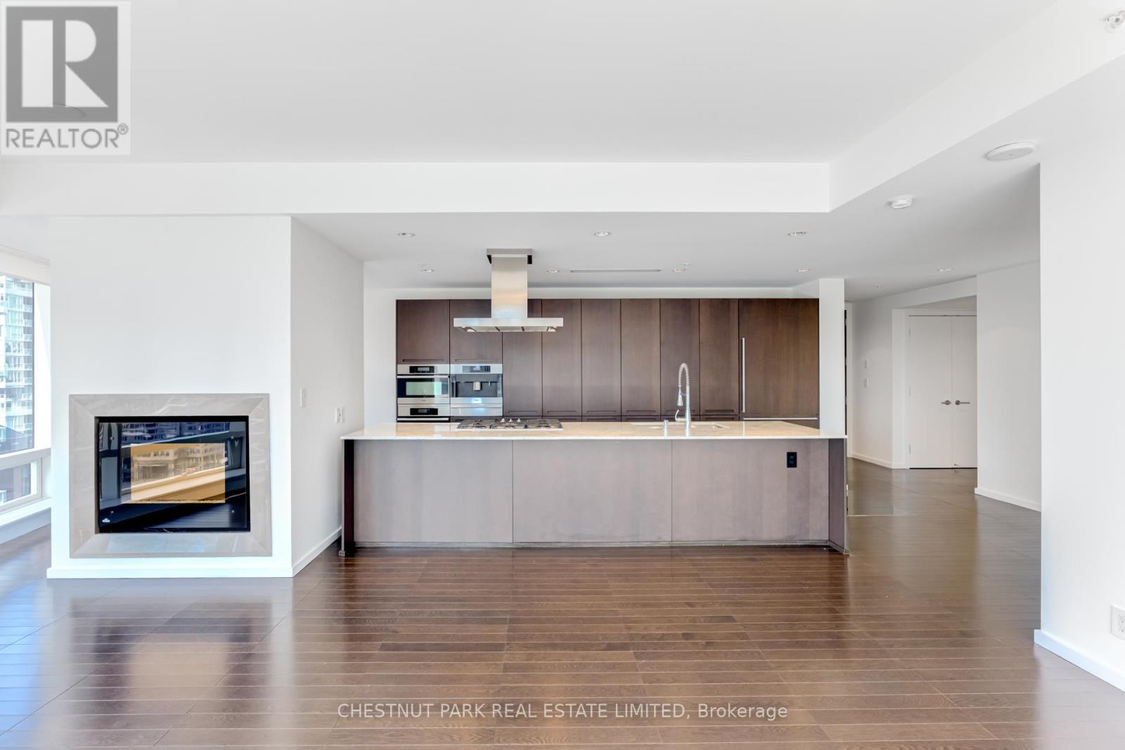 2001 - 180 University Avenue, Toronto, Ontario  M5H 0A2 - Photo 7 - C12950378