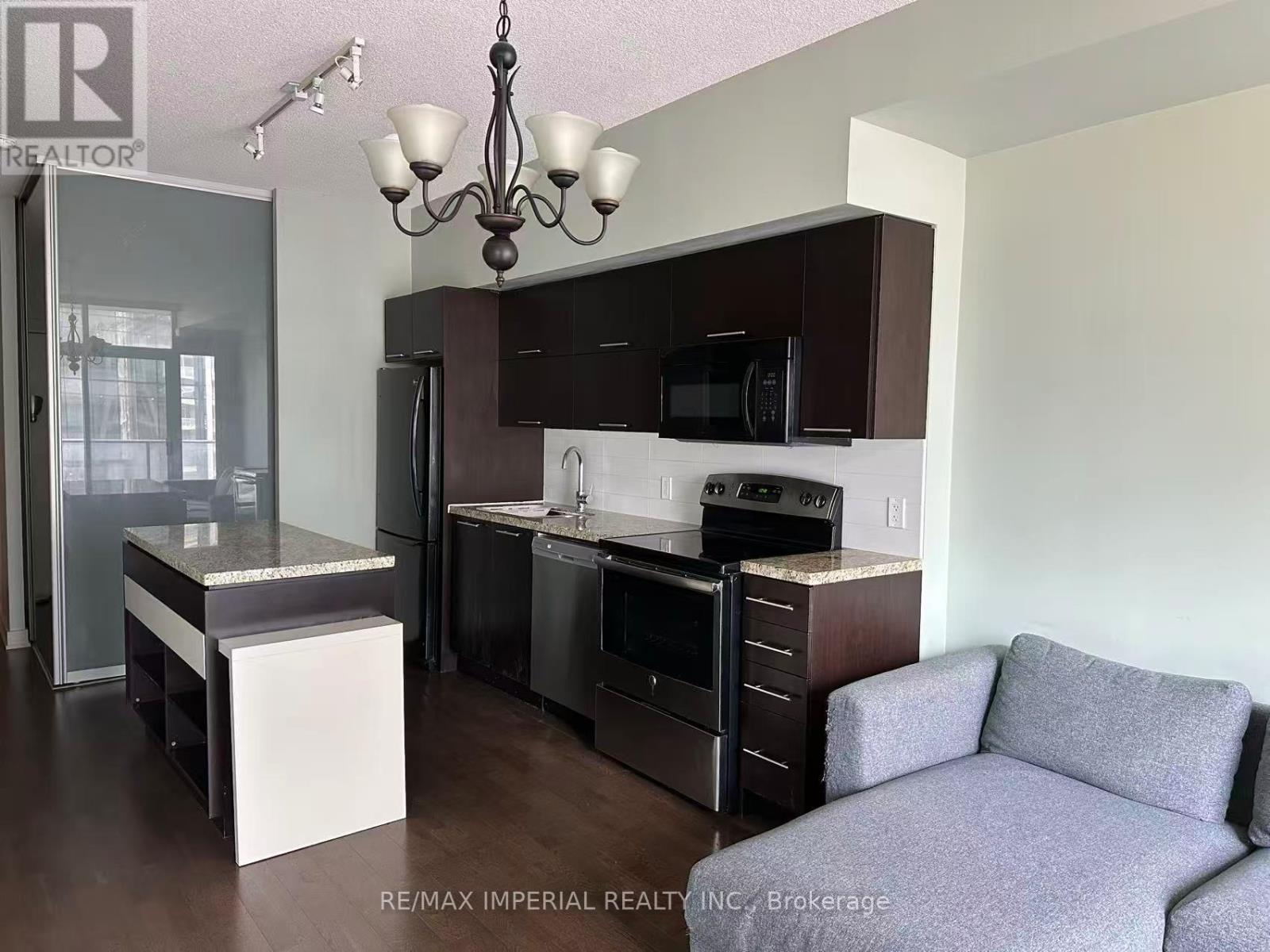 1004 - 21 Nelson Street, Toronto, Ontario  M5V 3H9 - Photo 7 - C12950406