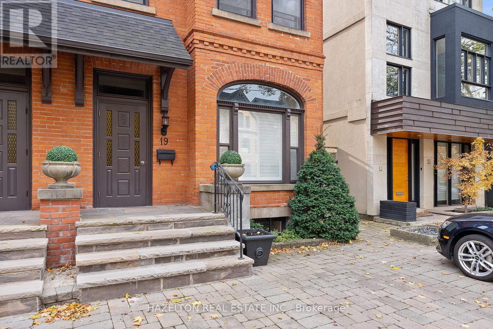 2 - 19 Lowther Avenue, Toronto, Ontario  M5R 1C5 - Photo 2 - C12950530