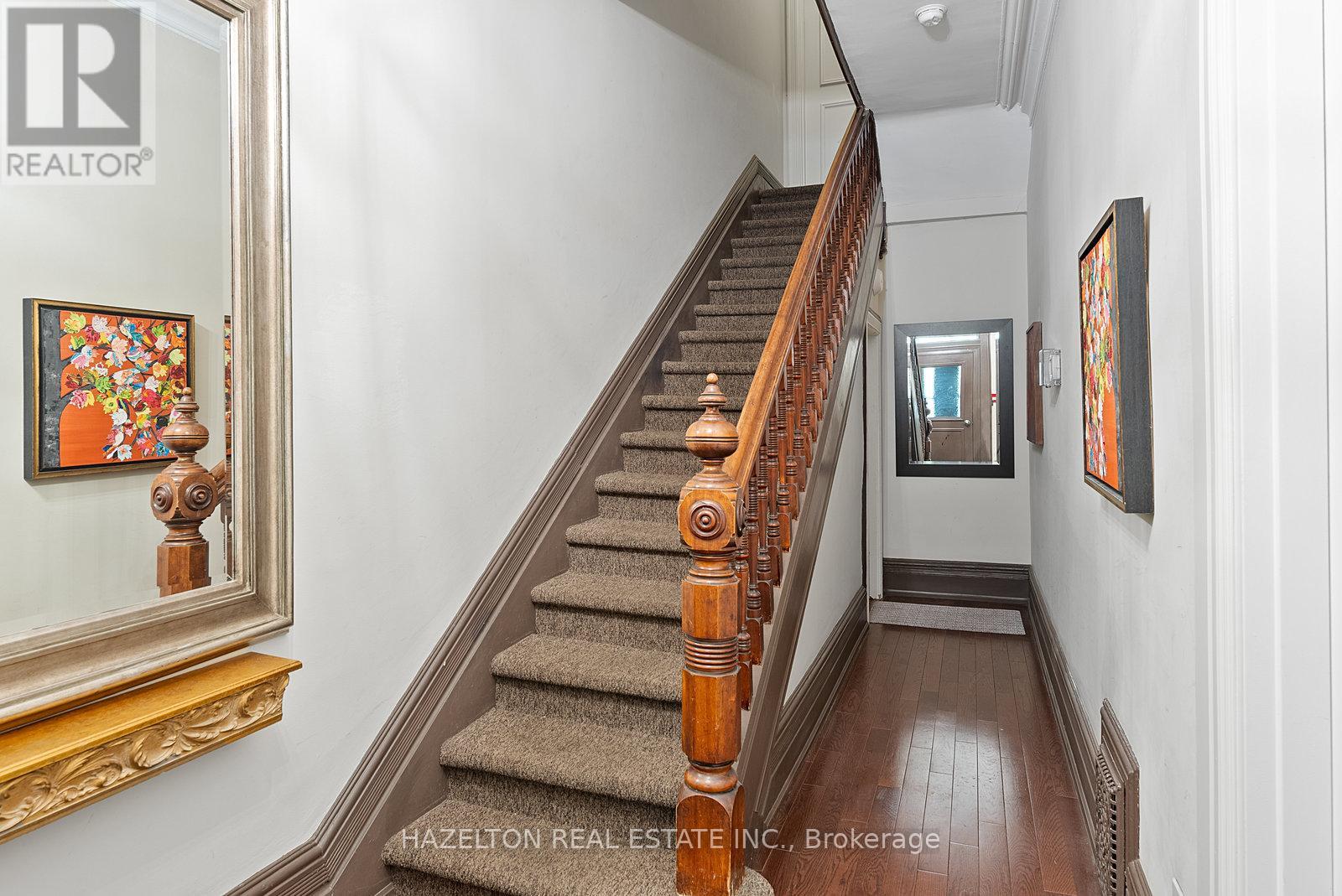2 - 19 Lowther Avenue, Toronto, Ontario  M5R 1C5 - Photo 3 - C12950530