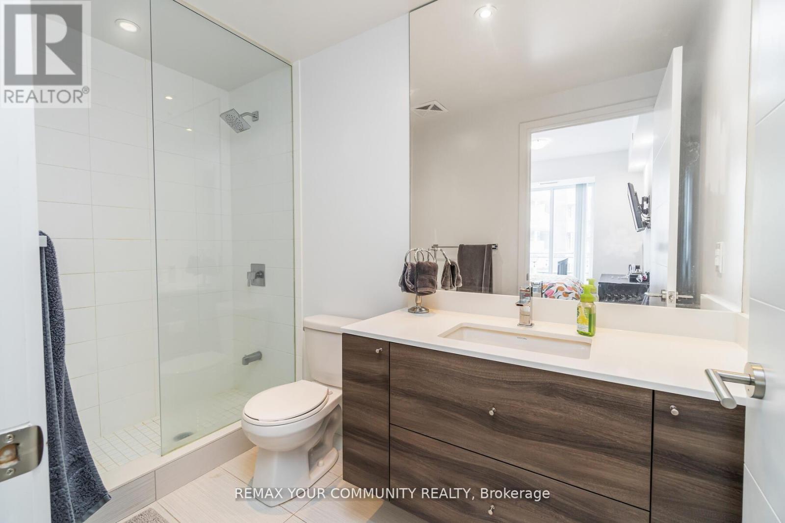 1518 - 525 Adelaide Street, Toronto, Ontario  M5V 0N7 - Photo 11 - C12950614