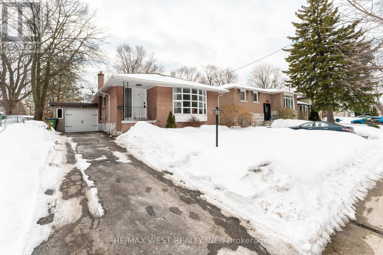 57 Alpaca Drive, Toronto, Ontario  M1J 2Z9 - Photo 3 - E12950374