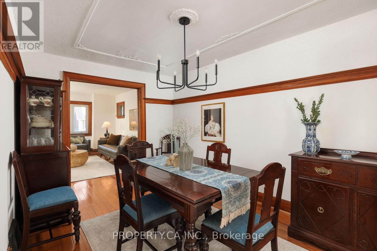 313 Monarch Park Avenue, Toronto, Ontario  M4J 4T2 - Photo 7 - E12950492