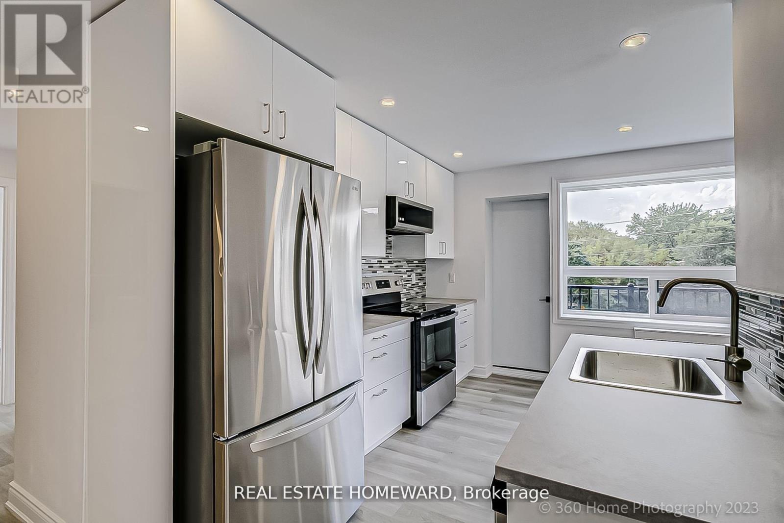 4 - 419 Woodbine Avenue, Toronto, Ontario  M4L 3P7 - Photo 12 - E12950664