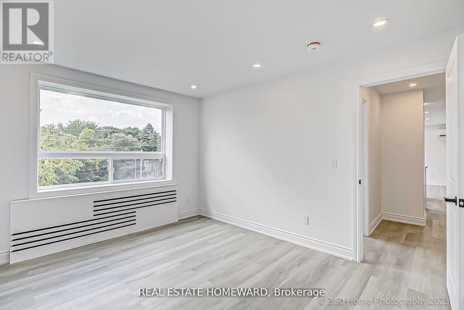 4 - 419 Woodbine Avenue, Toronto, Ontario  M4L 3P7 - Photo 21 - E12950664