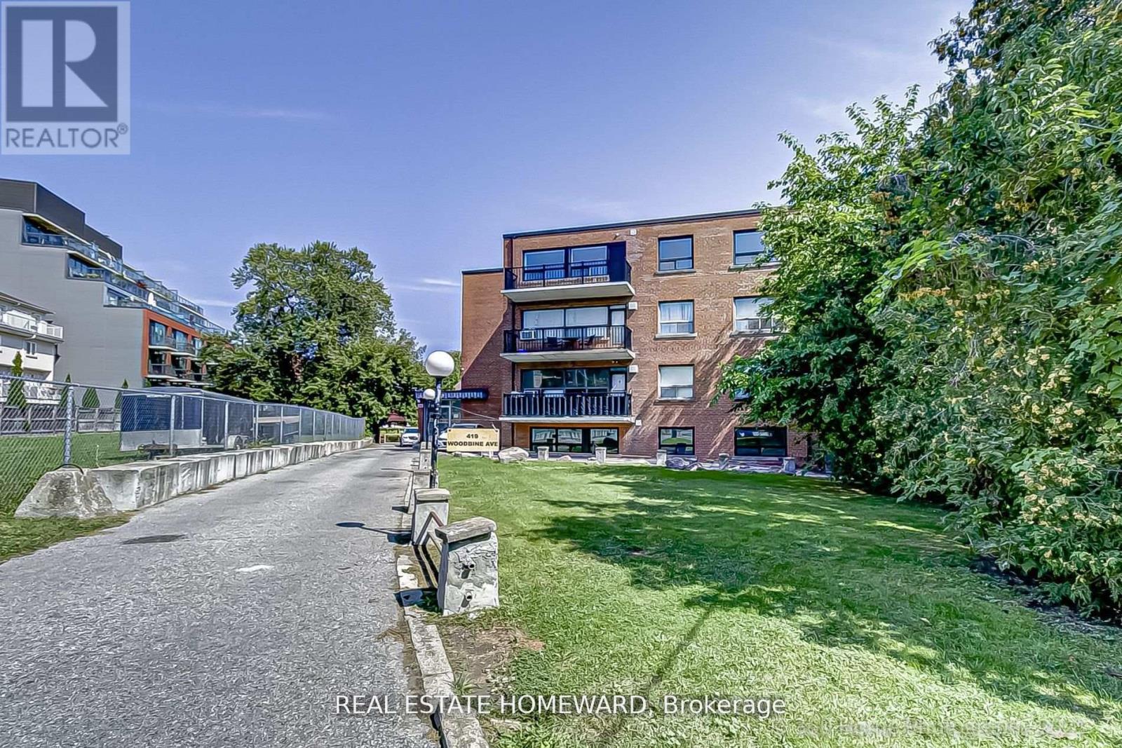 4 - 419 Woodbine Avenue, Toronto, Ontario  M4L 3P7 - Photo 6 - E12950664