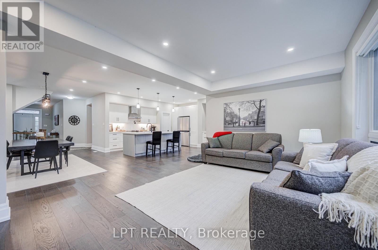 363 Rosebank Road, Pickering, Ontario  L1W 2N3 - Photo 18 - E12950670