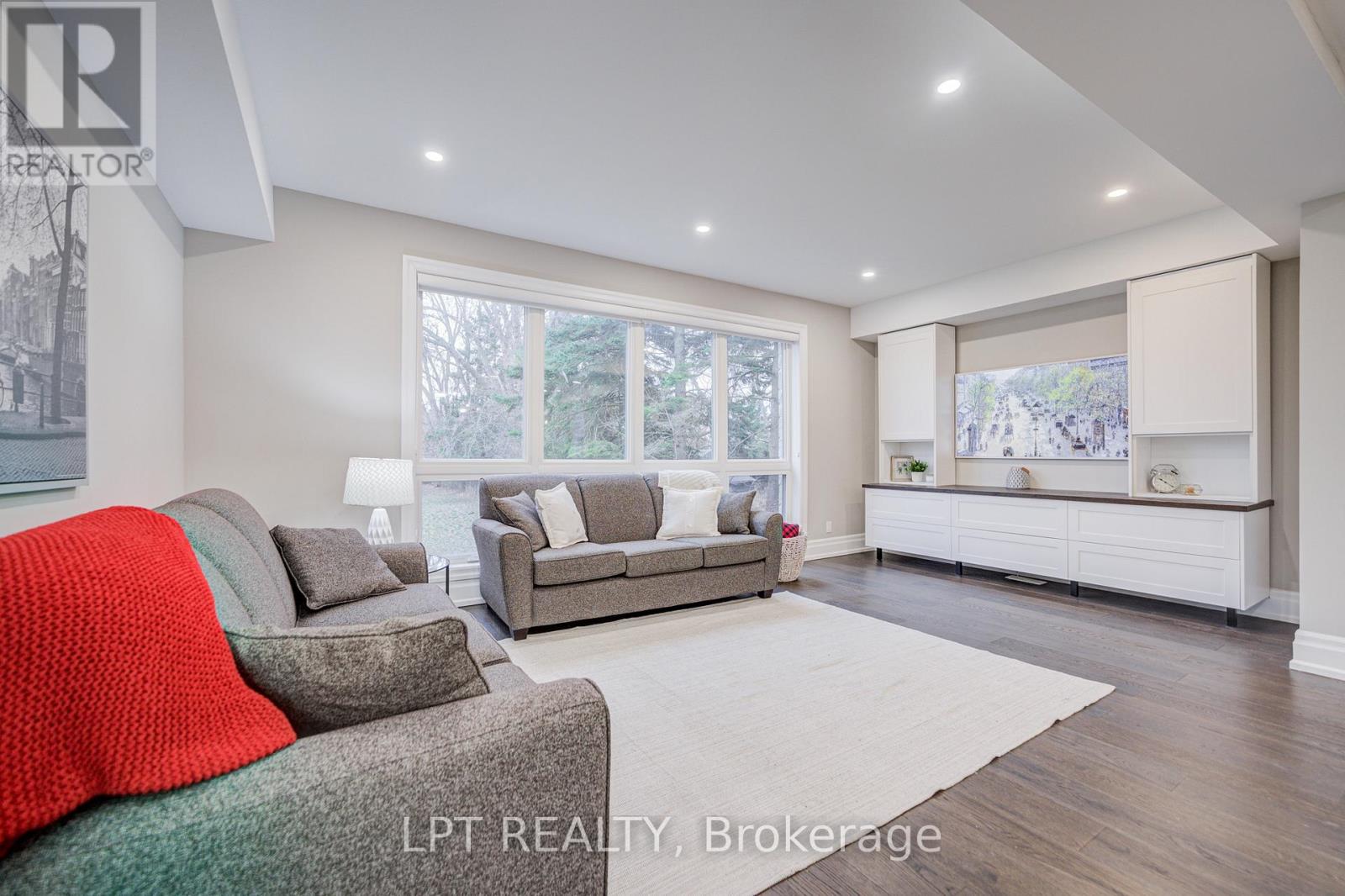 363 Rosebank Road, Pickering, Ontario  L1W 2N3 - Photo 19 - E12950670