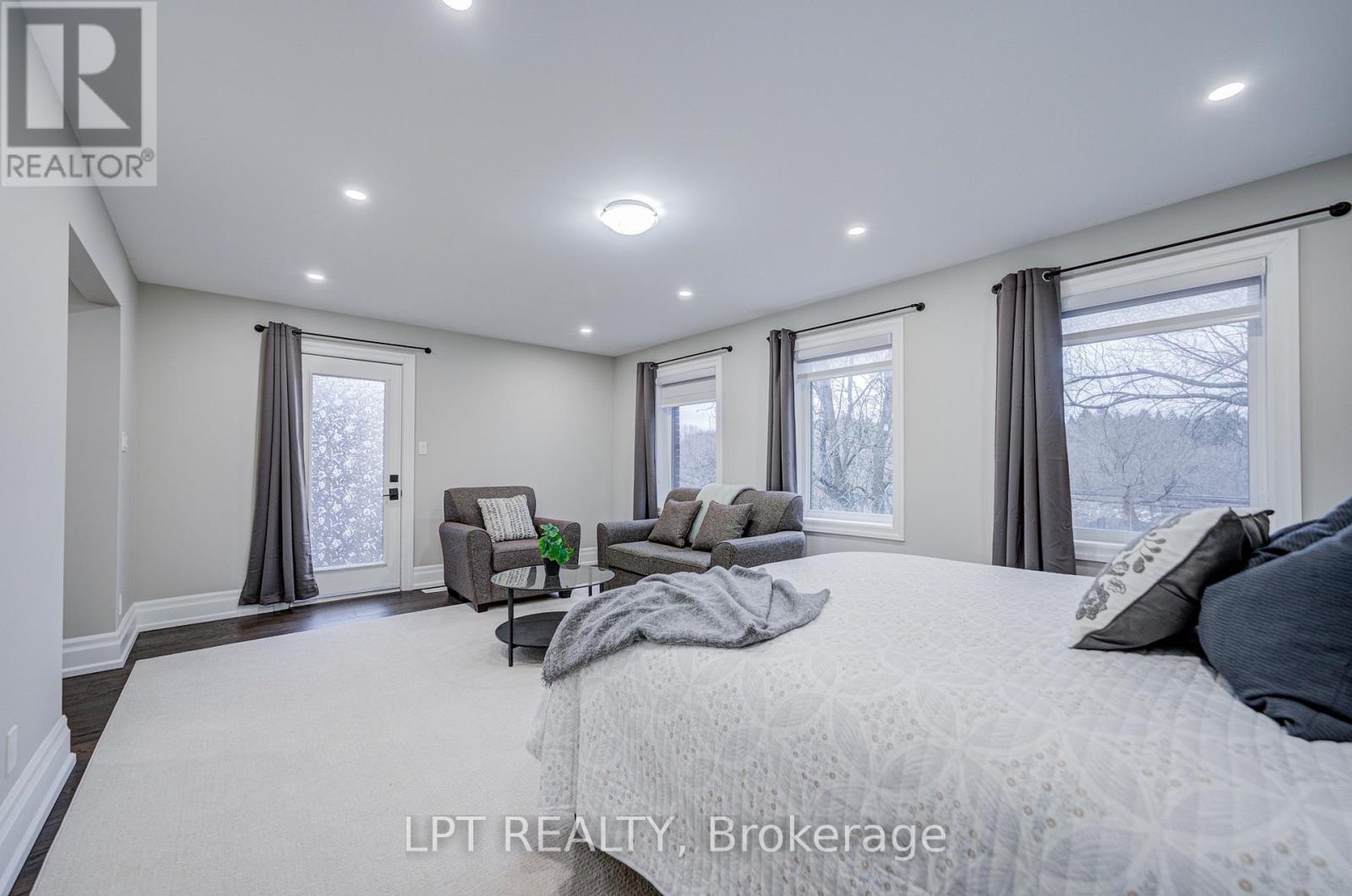 363 Rosebank Road, Pickering, Ontario  L1W 2N3 - Photo 34 - E12950670