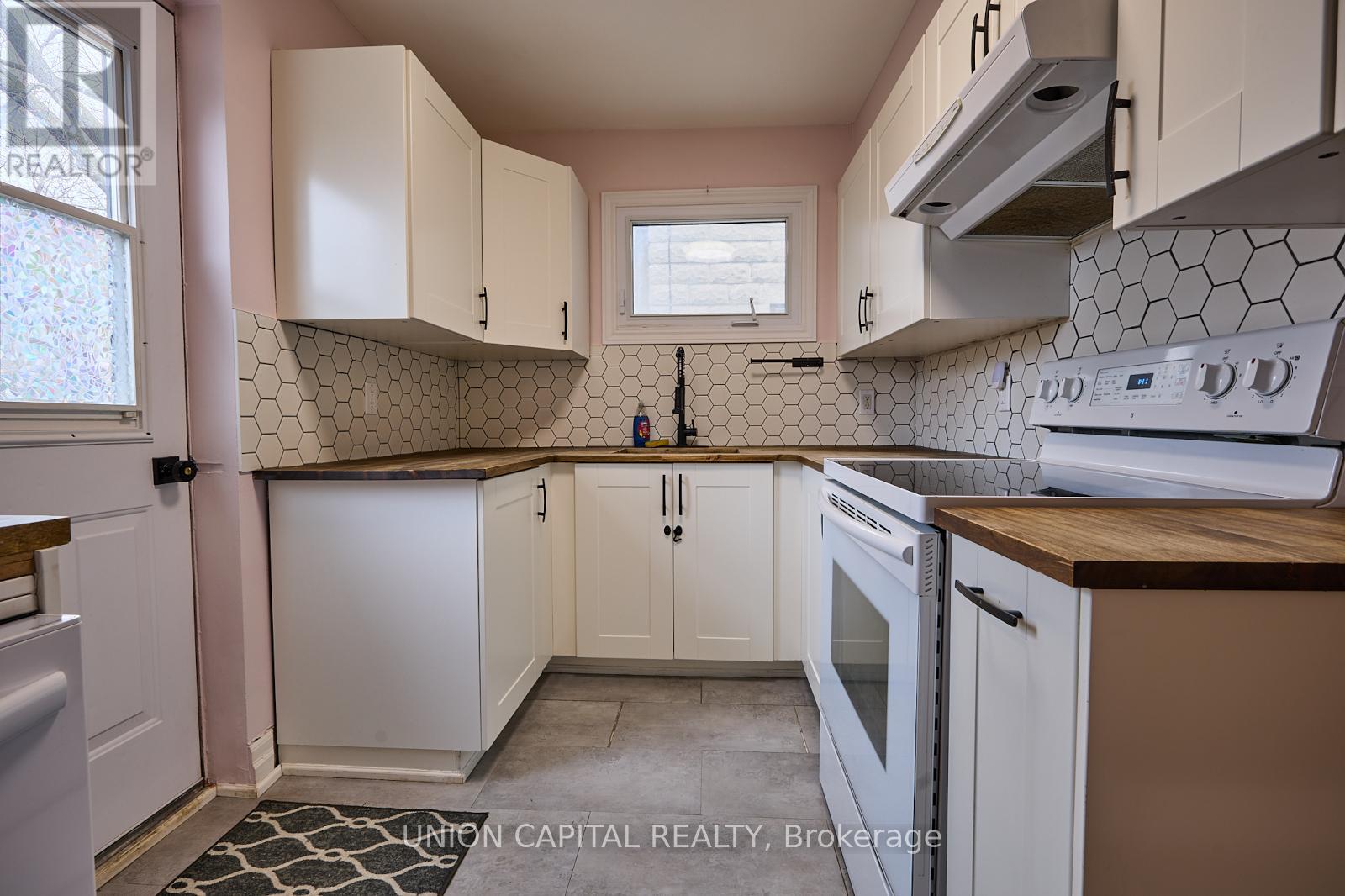 Upper - 269 Haig Street, Oshawa, Ontario  L1G 5N9 - Photo 5 - E12950696