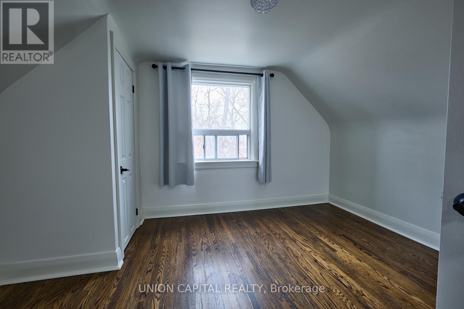 Upper - 269 Haig Street, Oshawa, Ontario  L1G 5N9 - Photo 7 - E12950696