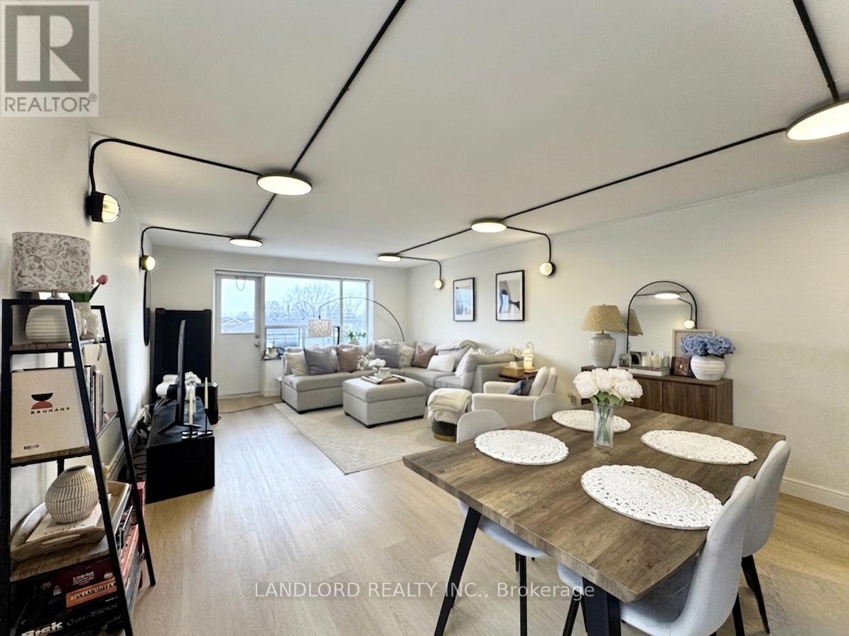 402 - 420 Eglinton Avenue E, Toronto, Ontario  M4P 1L8 - Photo 5 - C12950586