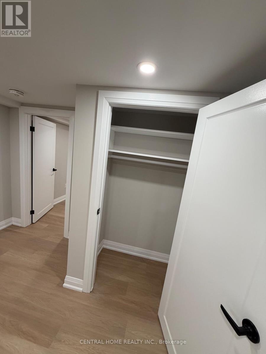 229 Spring Gate Boulevard, Vaughan, Ontario  L4J 3G3 - Photo 22 - N12948310