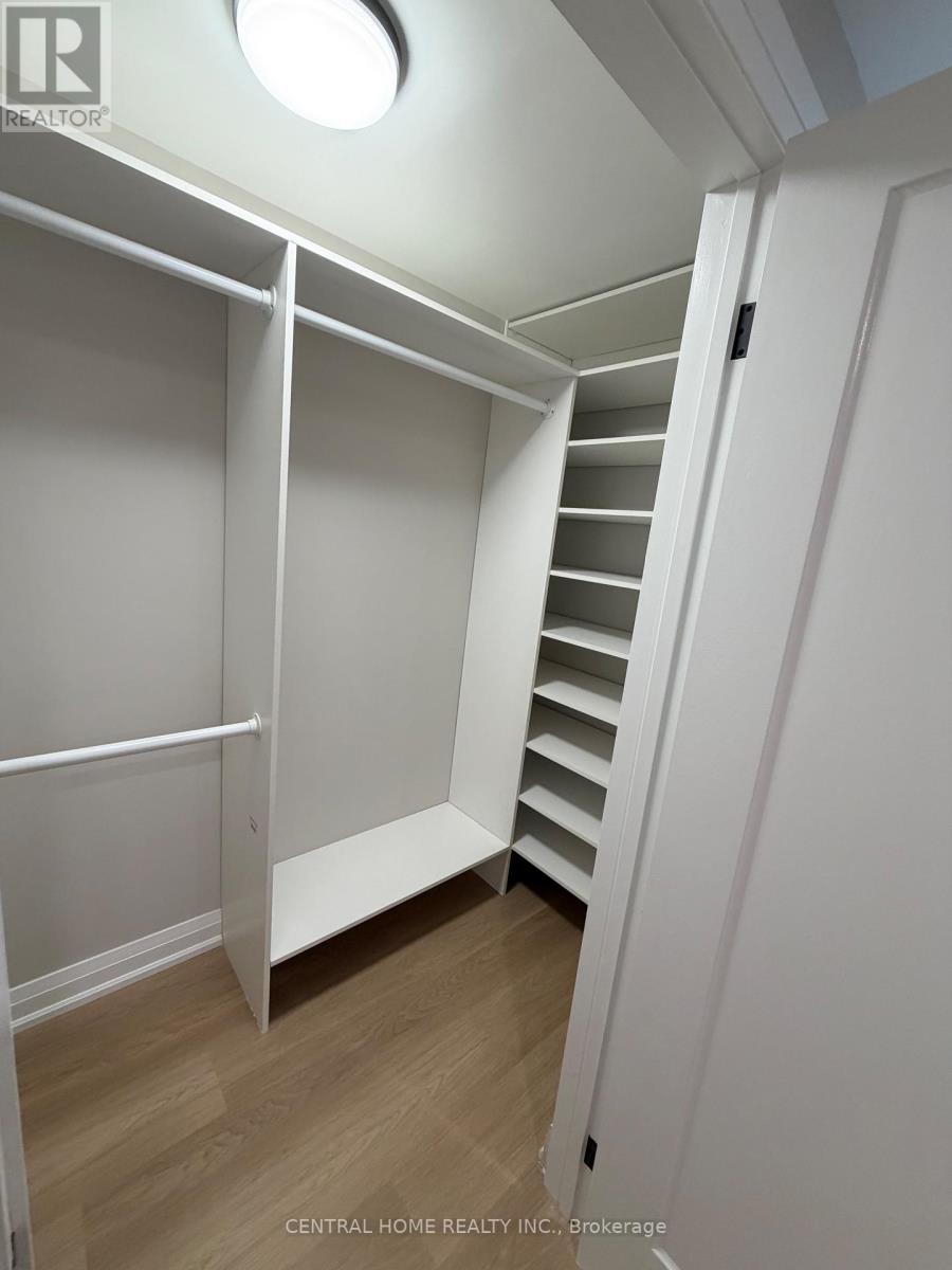 229 Spring Gate Boulevard, Vaughan, Ontario  L4J 3G3 - Photo 19 - N12948310