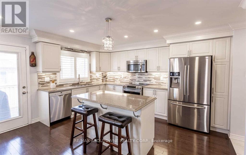 62 Quillberry Close, Brampton, Ontario  L7A 4N8 - Photo 14 - W12948870