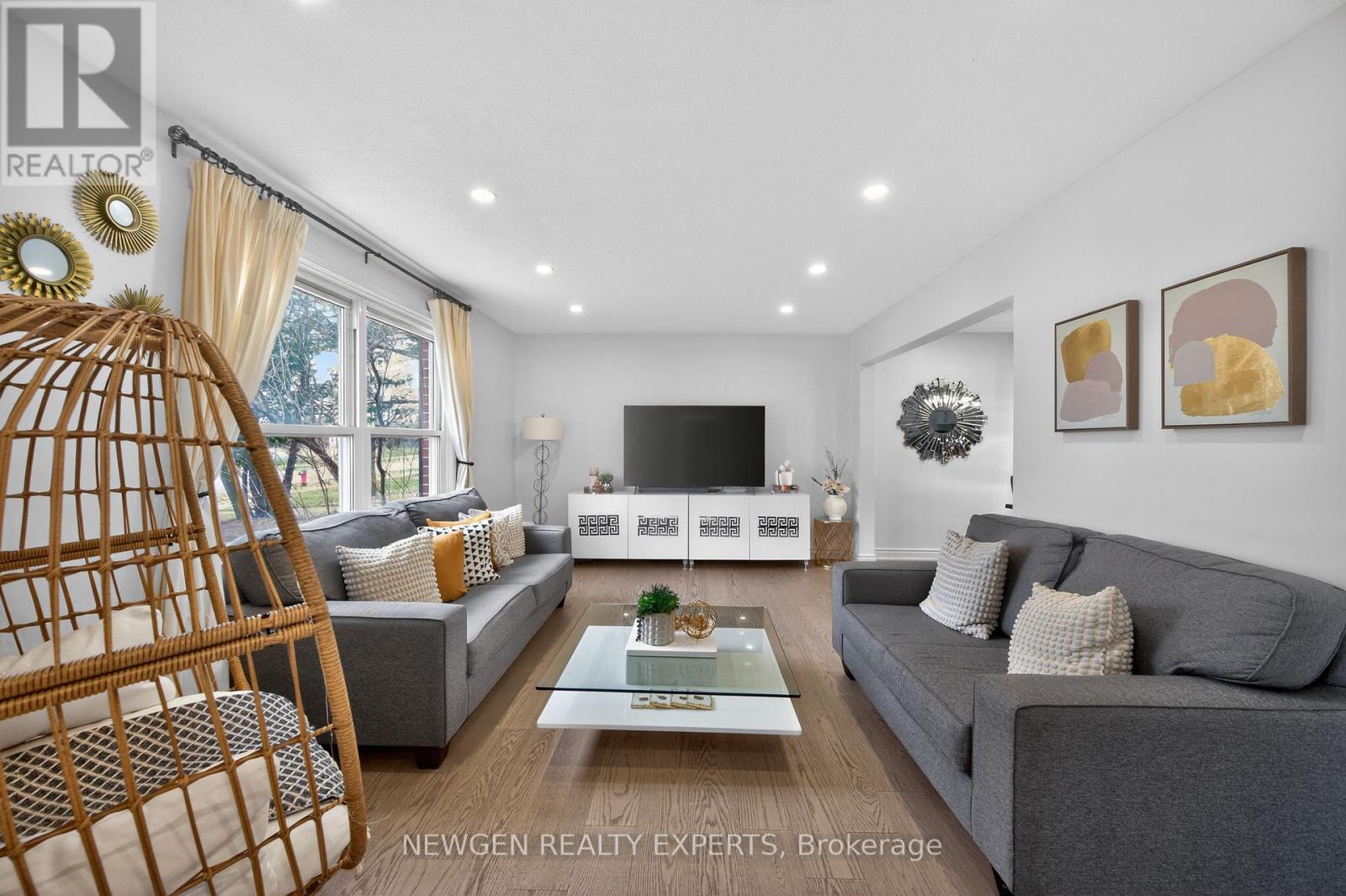 63 Faludon Drive, Halton Hills, Ontario  L7G 1H9 - Photo 7 - W12946556