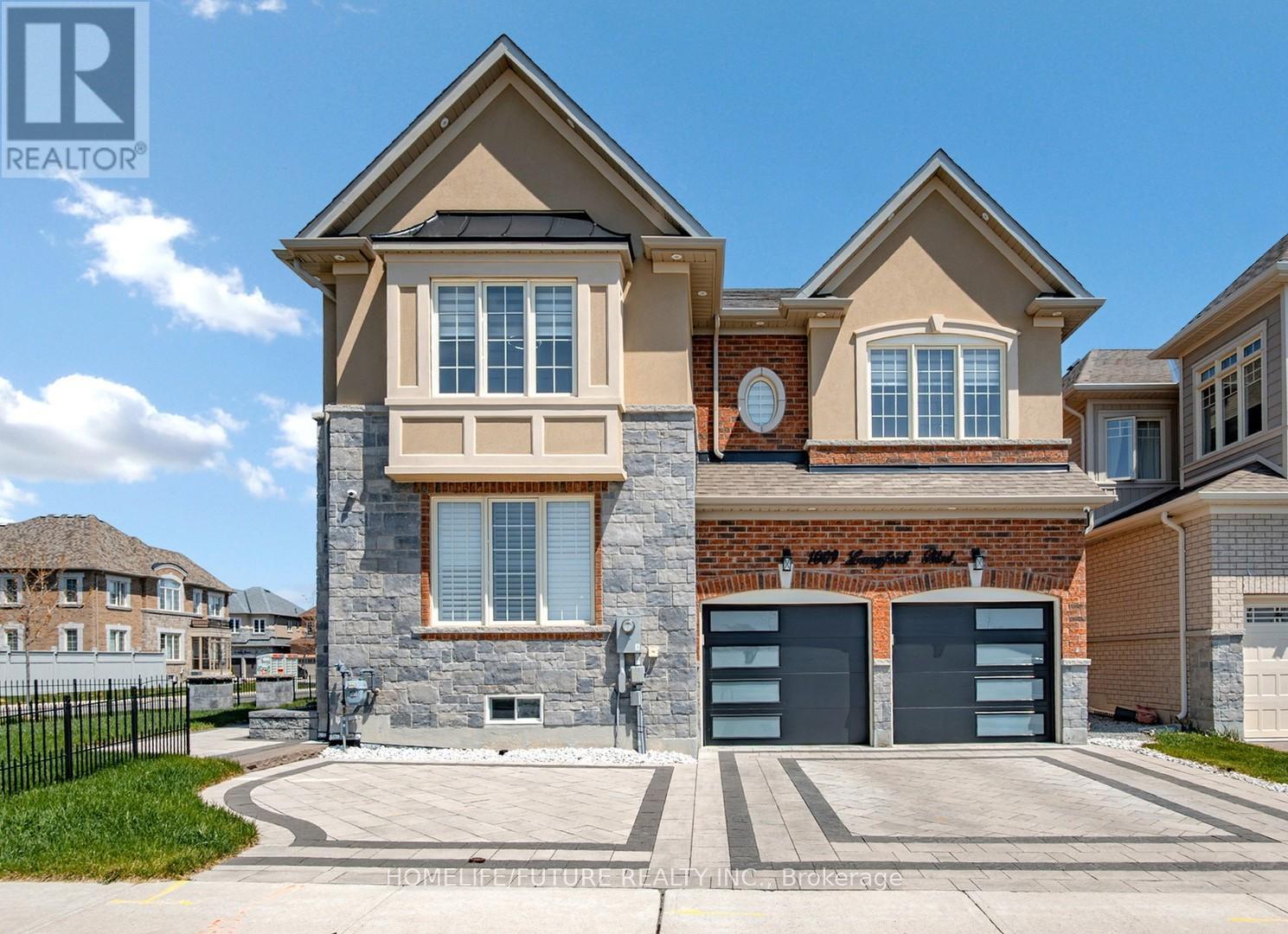 1009 LANGFORD BOULEVARD, Bradford West Gwillimbury, Ontario