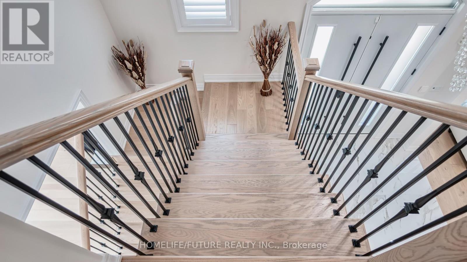 1009 Langford Boulevard, Bradford West Gwillimbury, Ontario  L3Z 4K9 - Photo 19 - N12950244