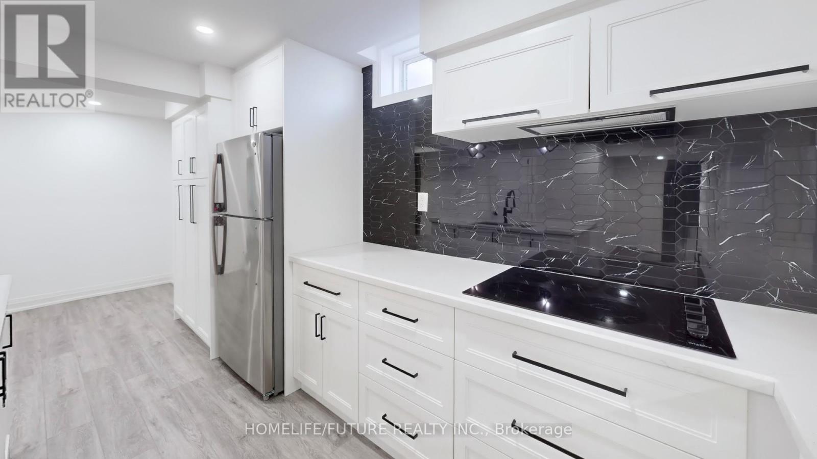 1009 Langford Boulevard, Bradford West Gwillimbury, Ontario  L3Z 4K9 - Photo 43 - N12950244