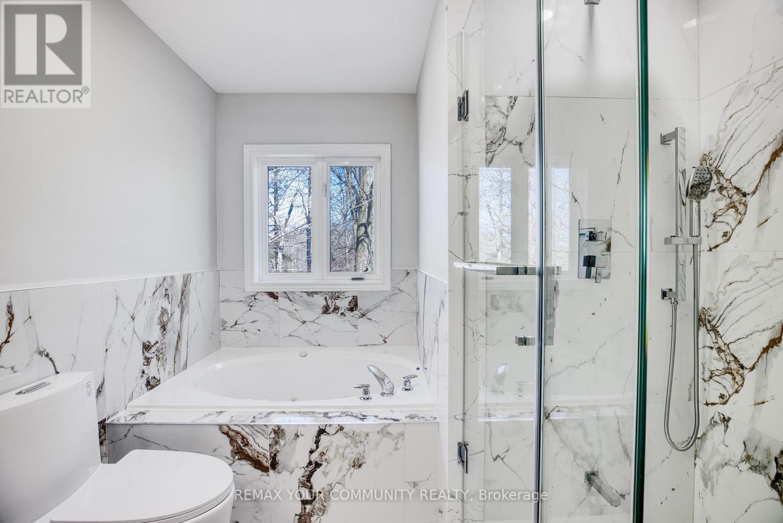 57 Abilene Court, Richmond Hill, Ontario  L4C 0S6 - Photo 14 - N12950246