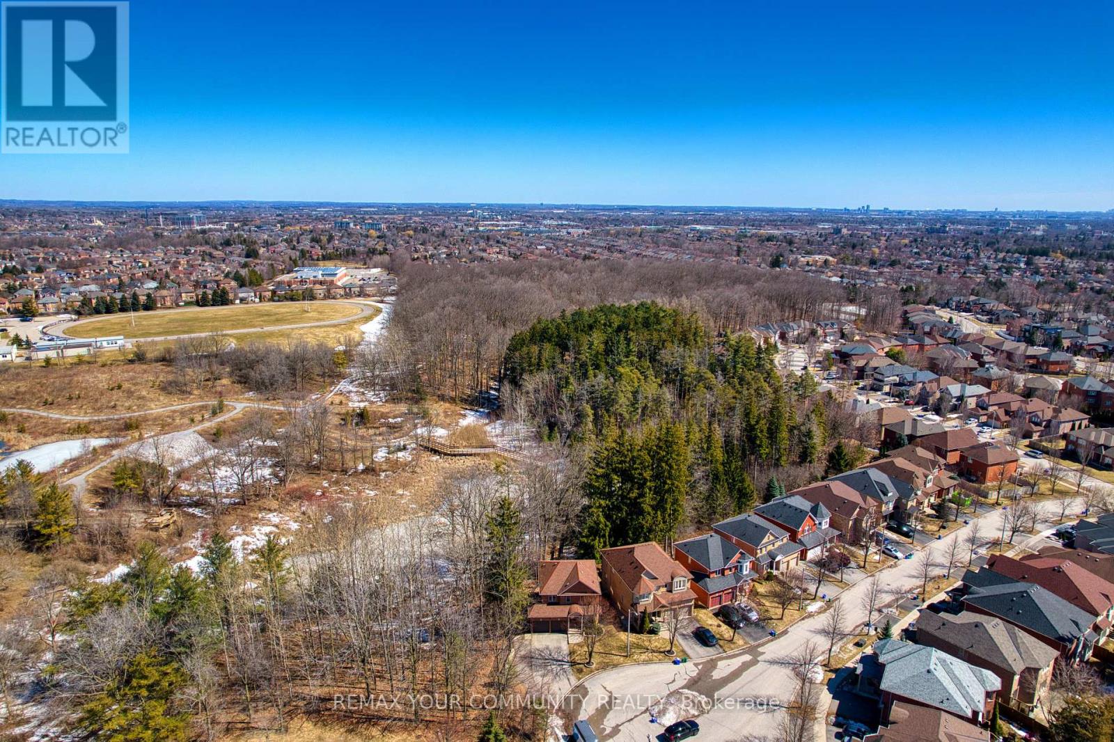 57 Abilene Court, Richmond Hill, Ontario  L4C 0S6 - Photo 26 - N12950246