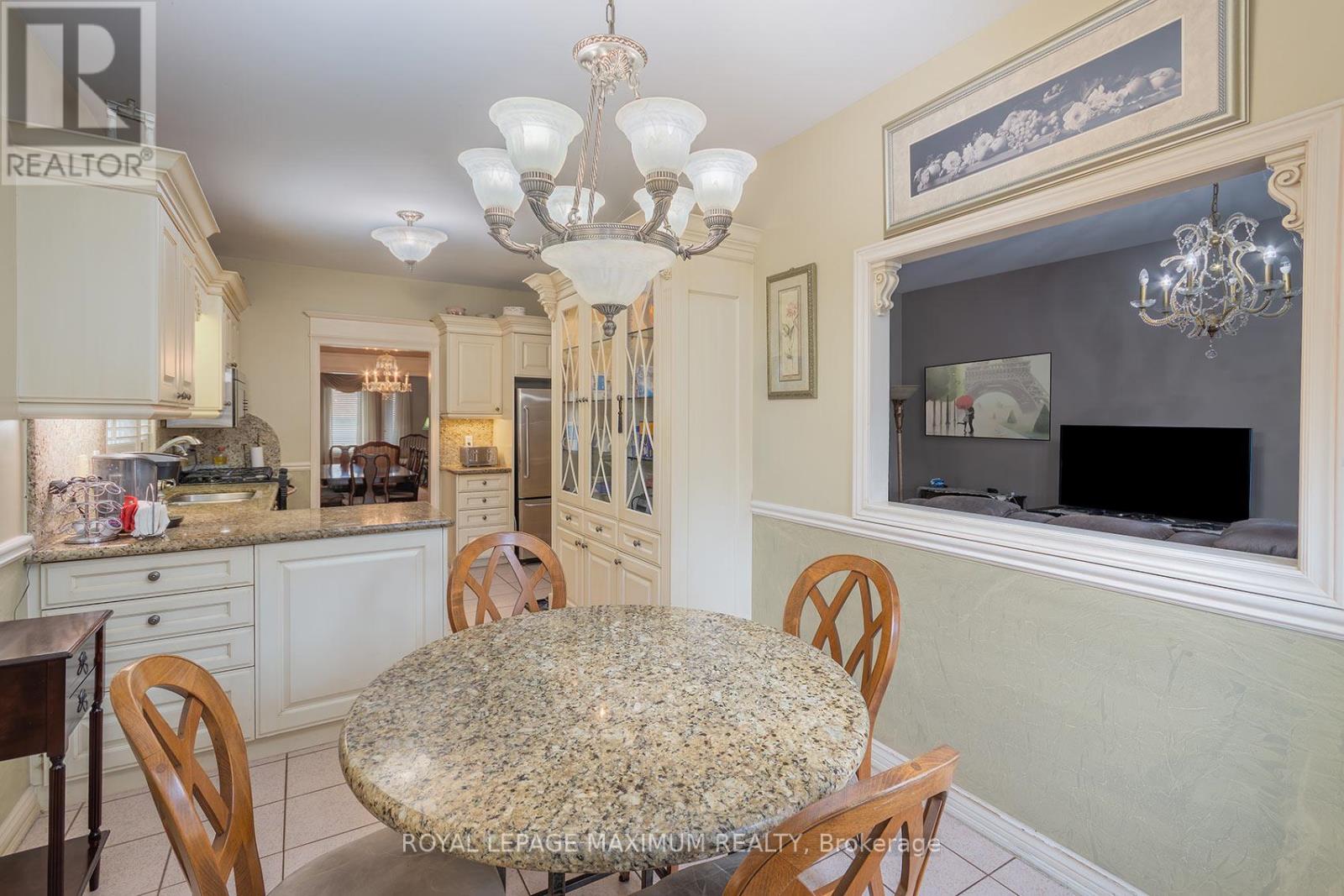 14 Mustang Road, Vaughan, Ontario  L6A 1X4 - Photo 12 - N12950258