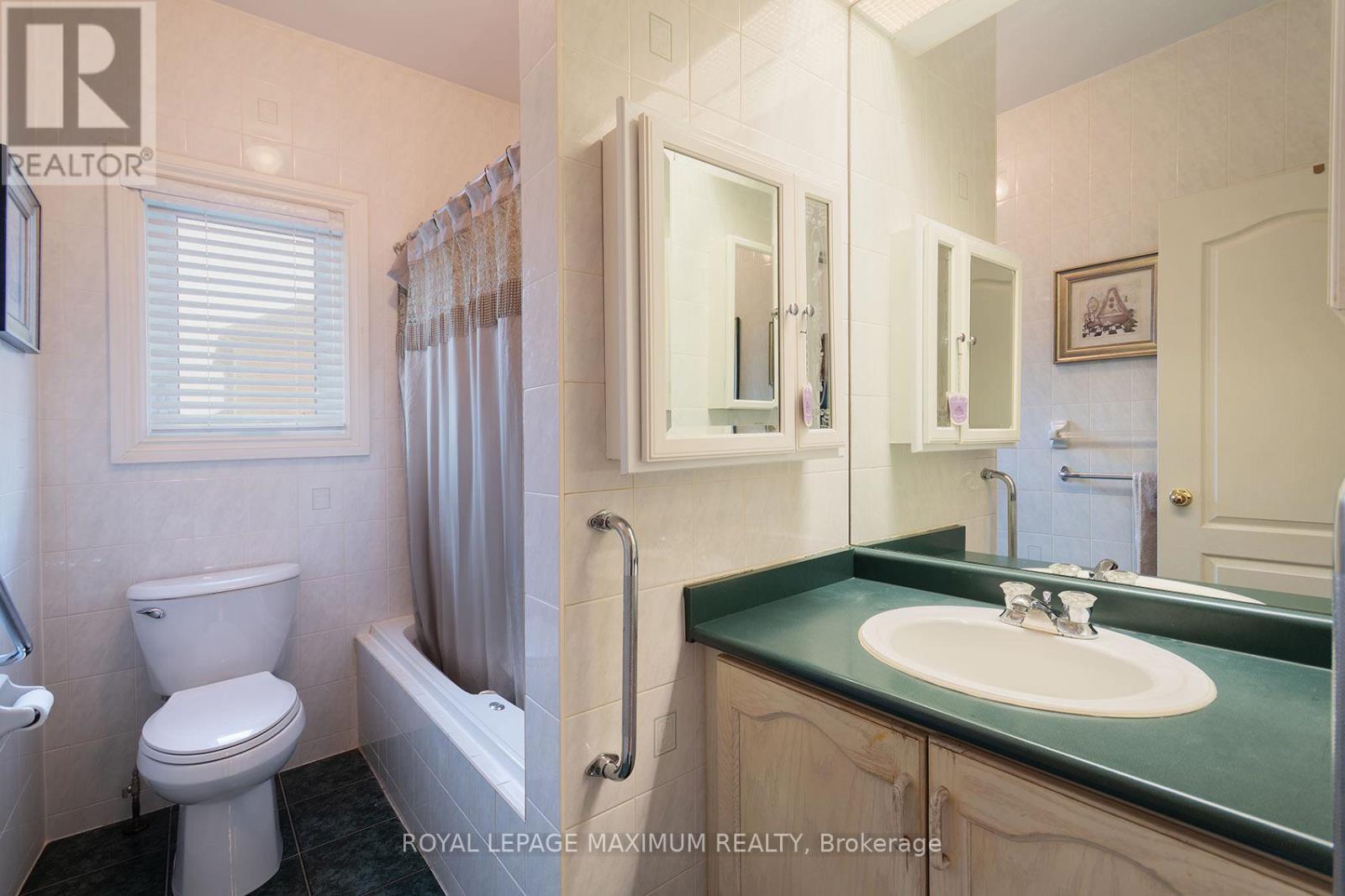 14 Mustang Road, Vaughan, Ontario  L6A 1X4 - Photo 18 - N12950258