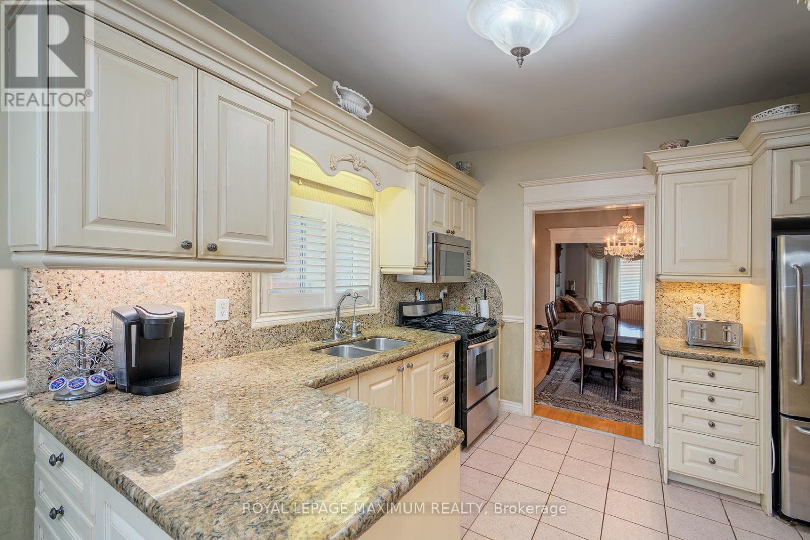 14 Mustang Road, Vaughan, Ontario  L6A 1X4 - Photo 8 - N12950258