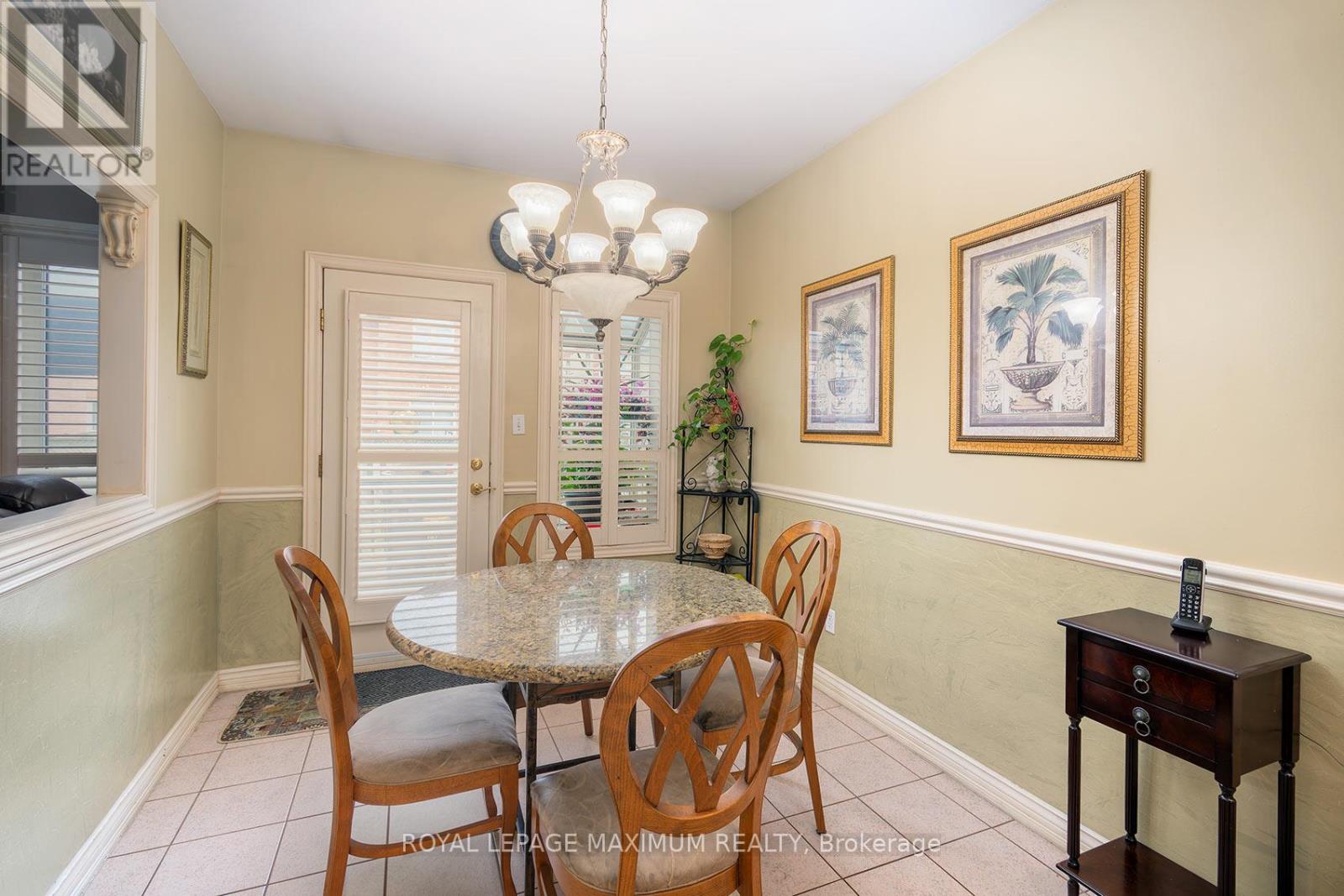 14 Mustang Road, Vaughan, Ontario  L6A 1X4 - Photo 9 - N12950258