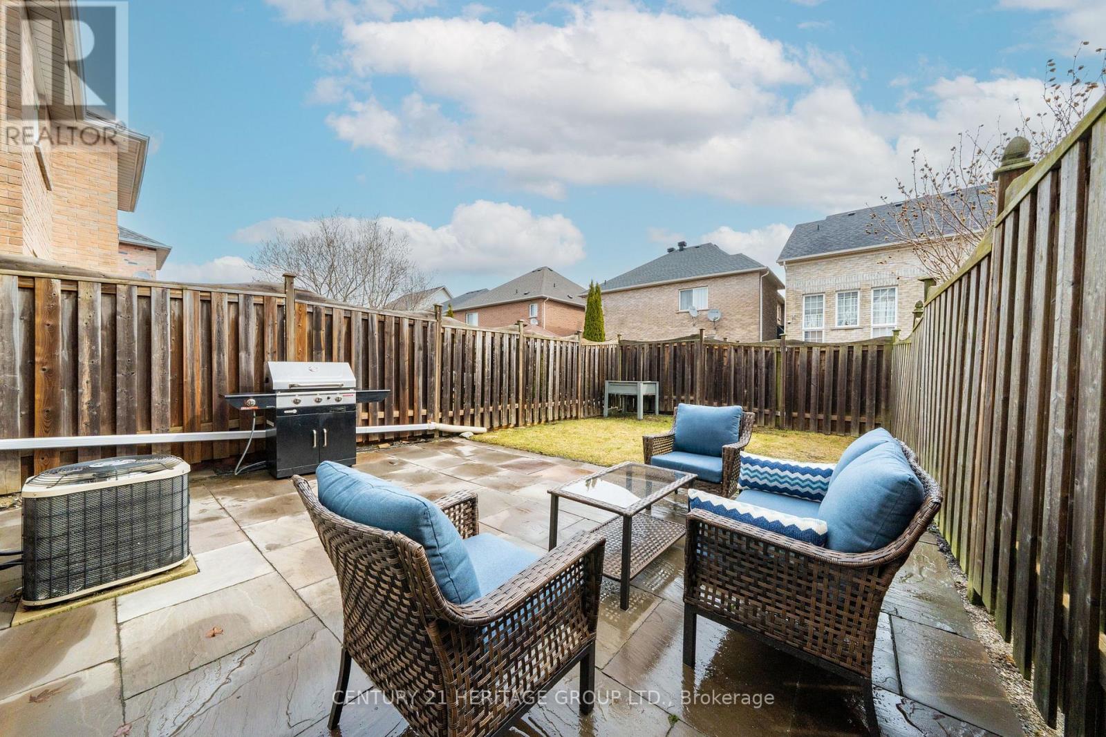 126 Lowther Avenue, Richmond Hill, Ontario  L4E 4P4 - Photo 15 - N12950324