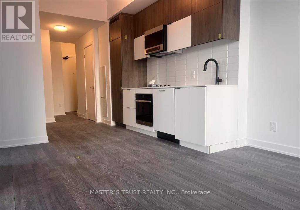 610 - 8888 Yonge Street, Richmond Hill, Ontario  L4C 5V6 - Photo 7 - N12950396