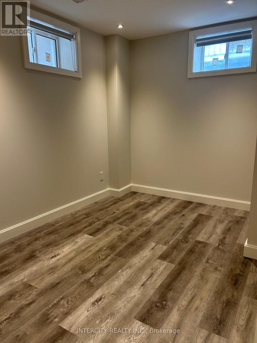 Bsmt - 10 Hopkins Crescent, Bradford West Gwillimbury, Ontario  L3Z 1R6 - Photo 6 - N12950404