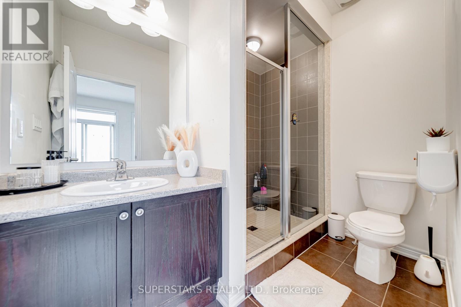 8 Villa Ada Drive, Markham, Ontario  L6B 1N7 - Photo 17 - N12950448