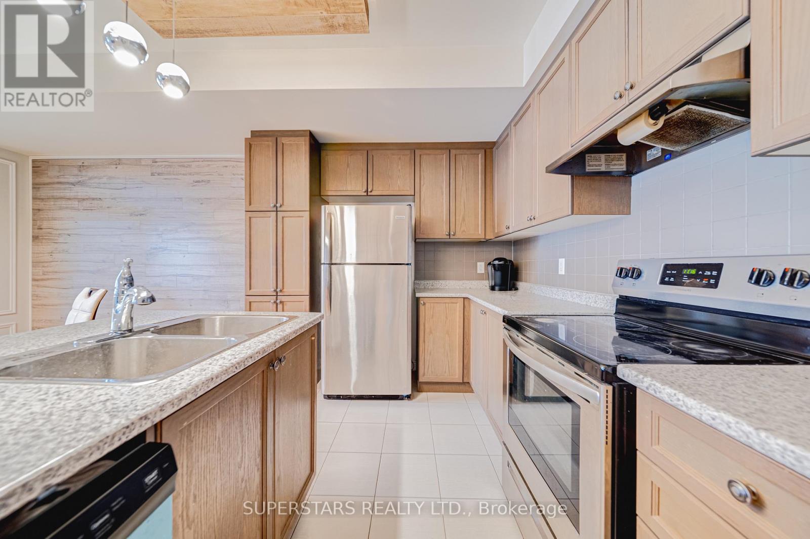 8 Villa Ada Drive, Markham, Ontario  L6B 1N7 - Photo 24 - N12950448