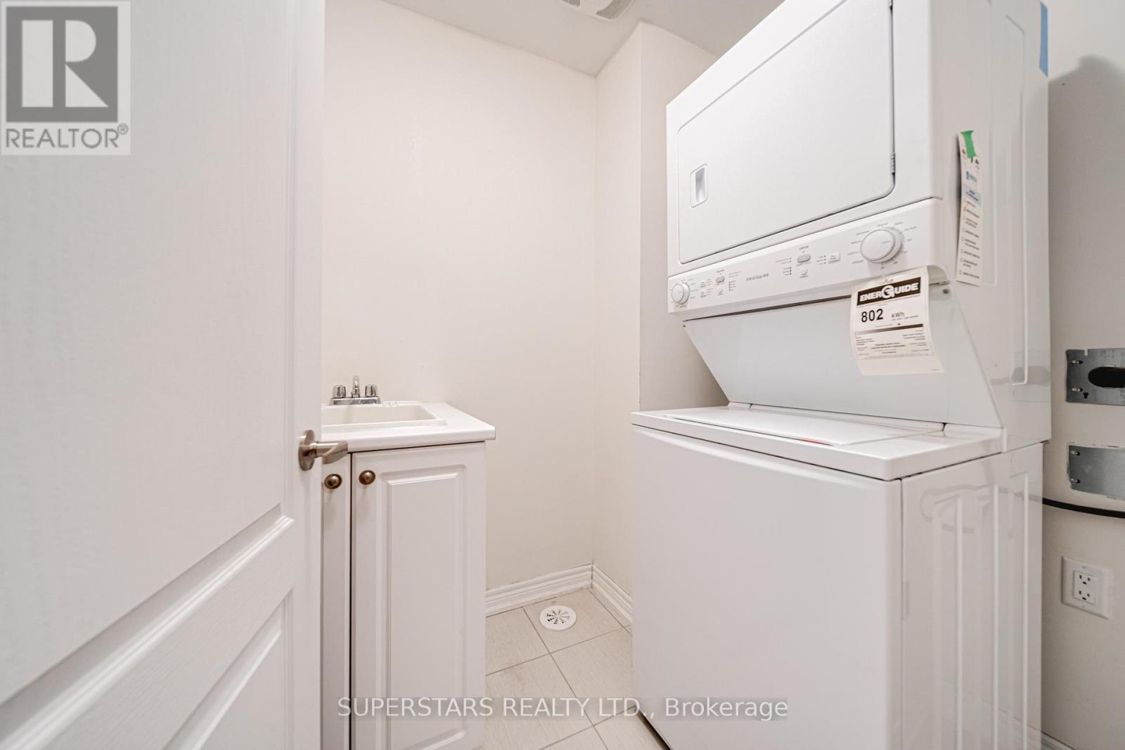 8 Villa Ada Drive, Markham, Ontario  L6B 1N7 - Photo 34 - N12950448