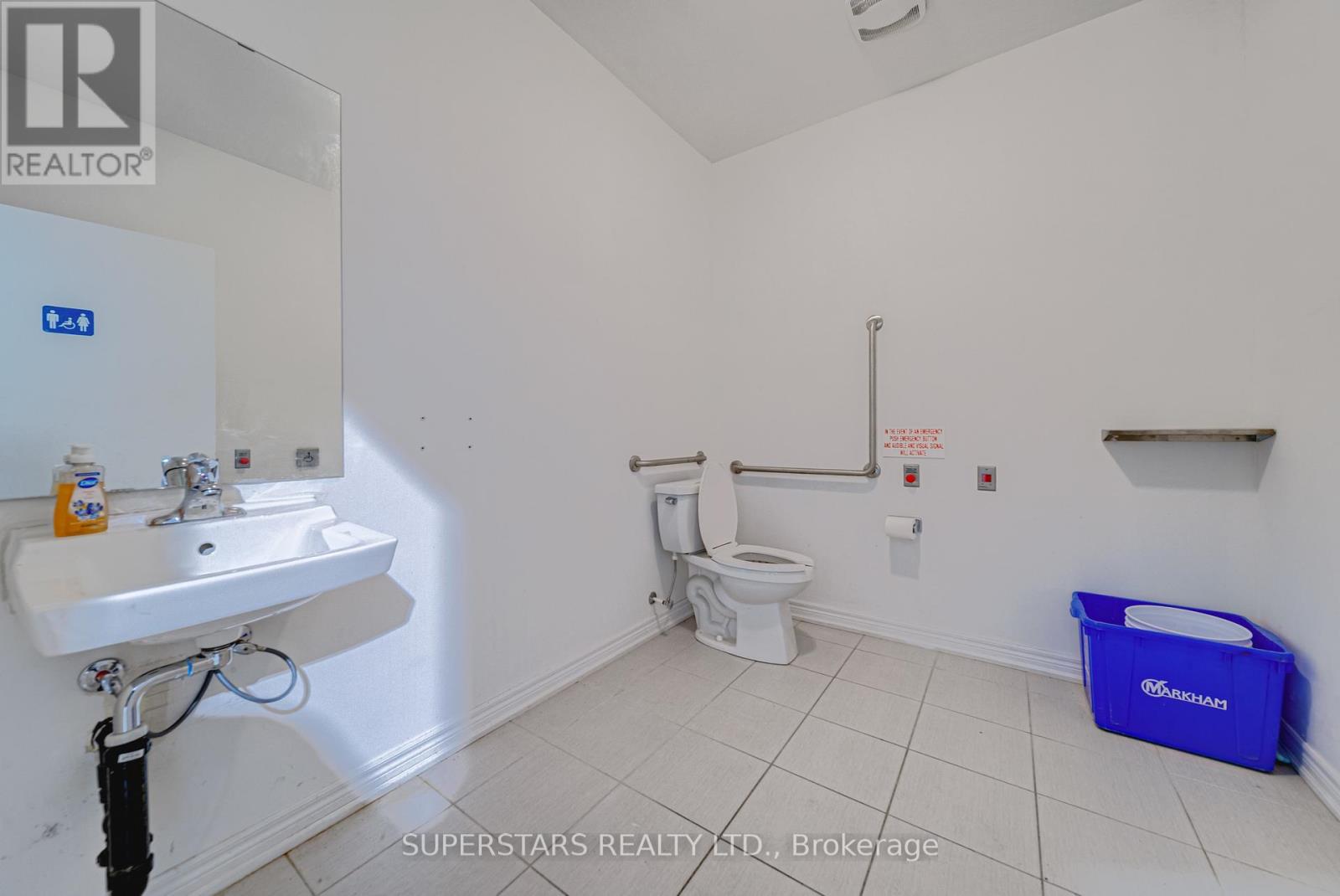 8 Villa Ada Drive, Markham, Ontario  L6B 1N7 - Photo 38 - N12950448