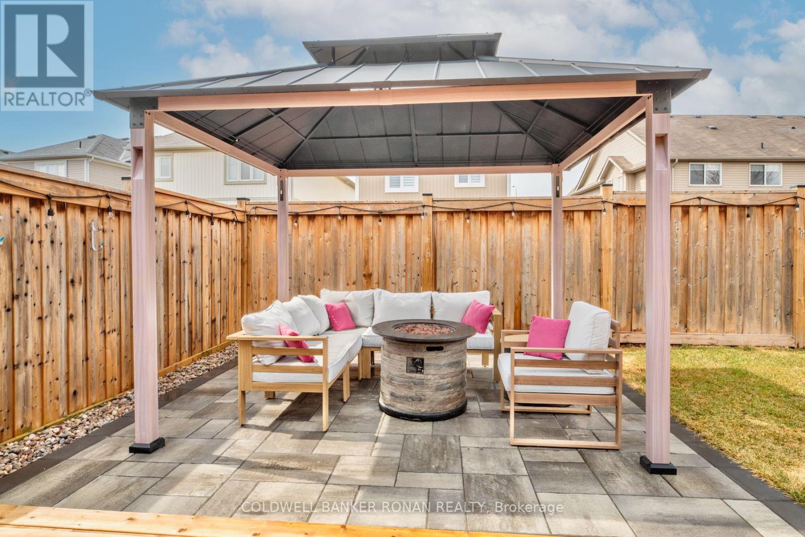 18 Jones Street, New Tecumseth, Ontario  L9R 0C1 - Photo 14 - N12950470