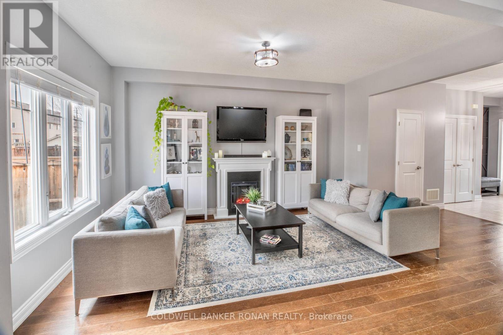 18 Jones Street, New Tecumseth, Ontario  L9R 0C1 - Photo 7 - N12950470