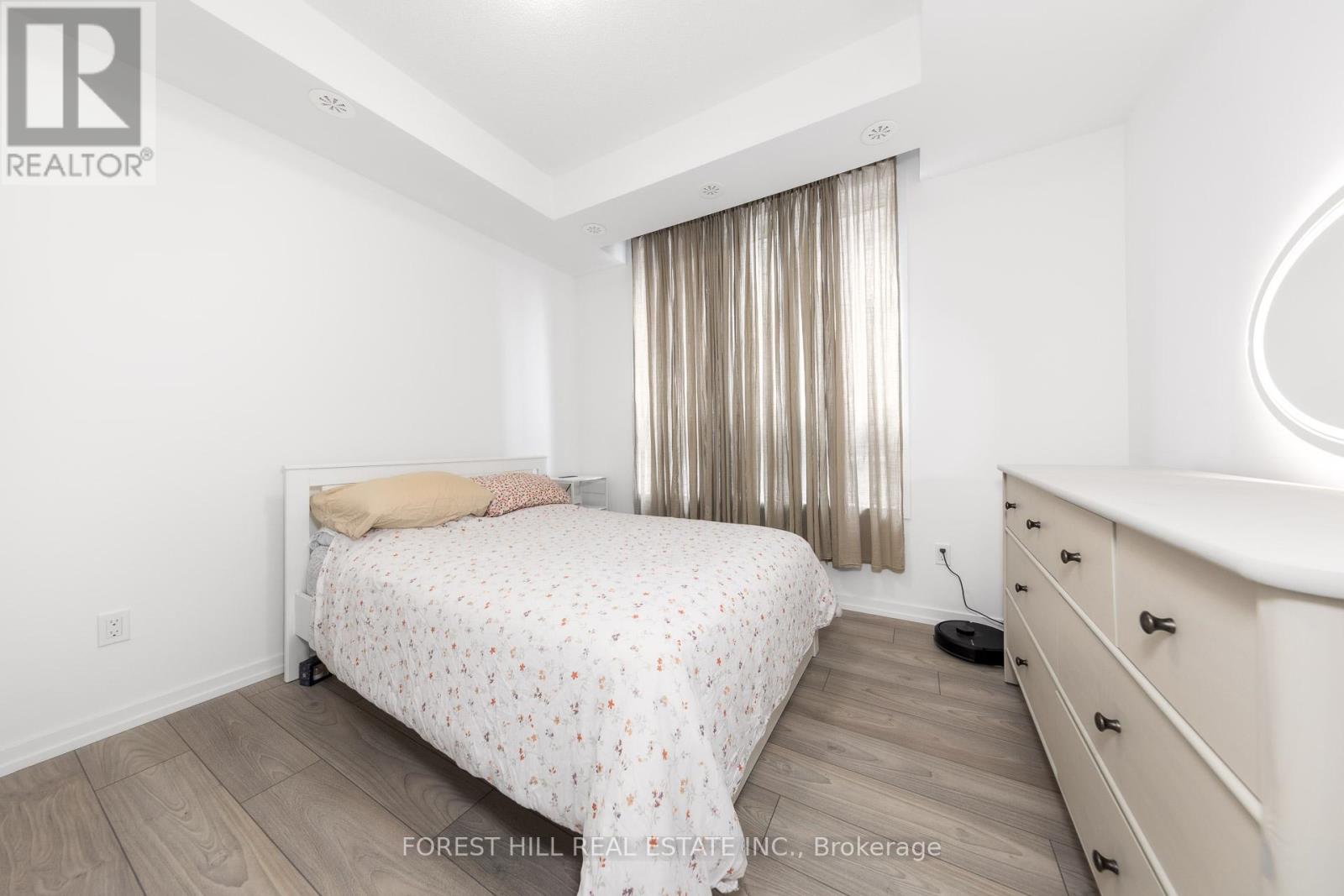 2 - 18 Lytham Green Circle, Newmarket, Ontario  L3Y 0H4 - Photo 15 - N12950588