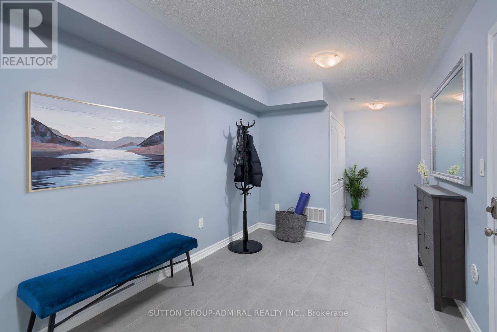 70 Minlow Way, Aurora, Ontario  L4G 0Y1 - Photo 7 - N12950634