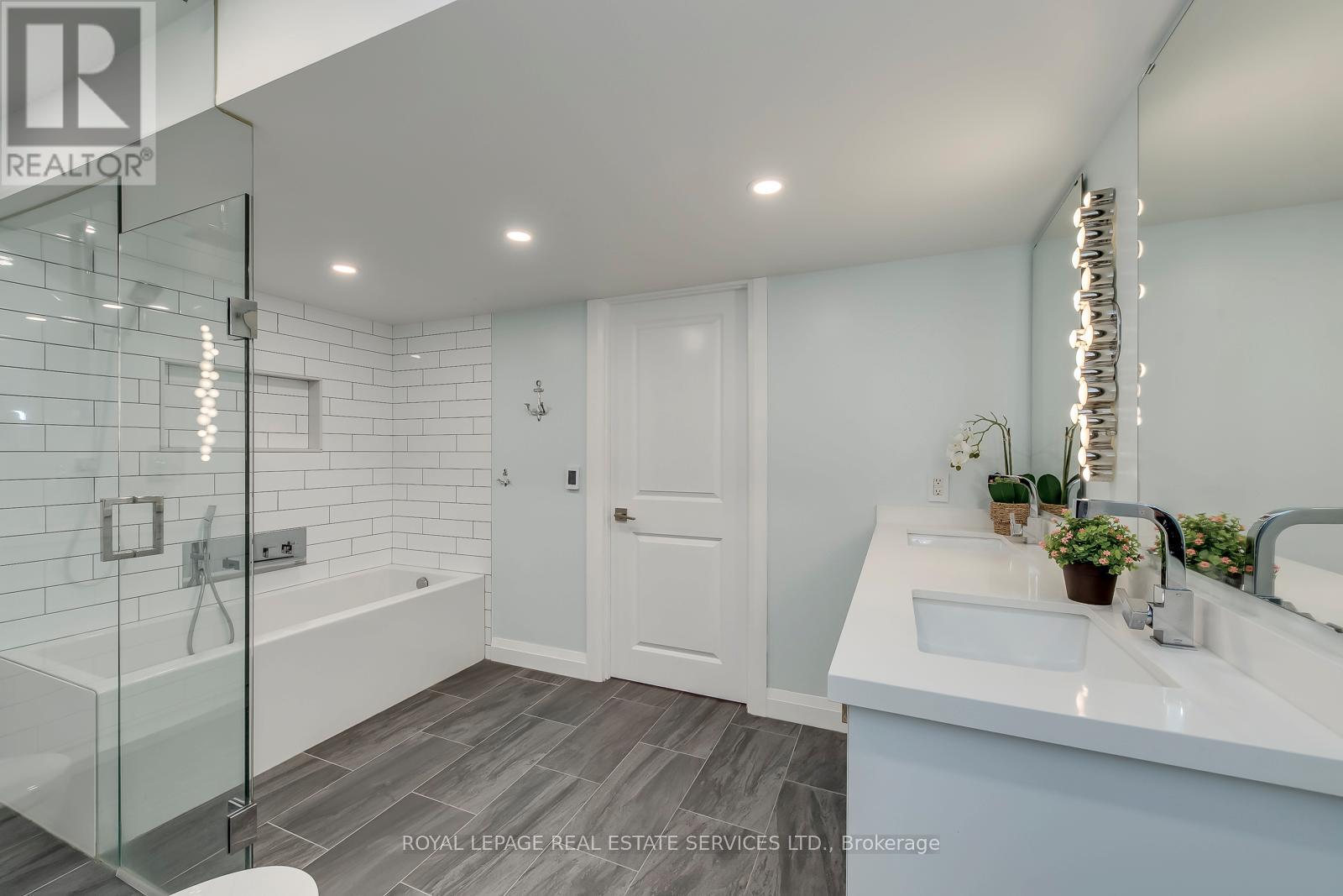 236 Slywood Crescent, Vaughan, Ontario  L6A 2P9 - Photo 40 - N12950694