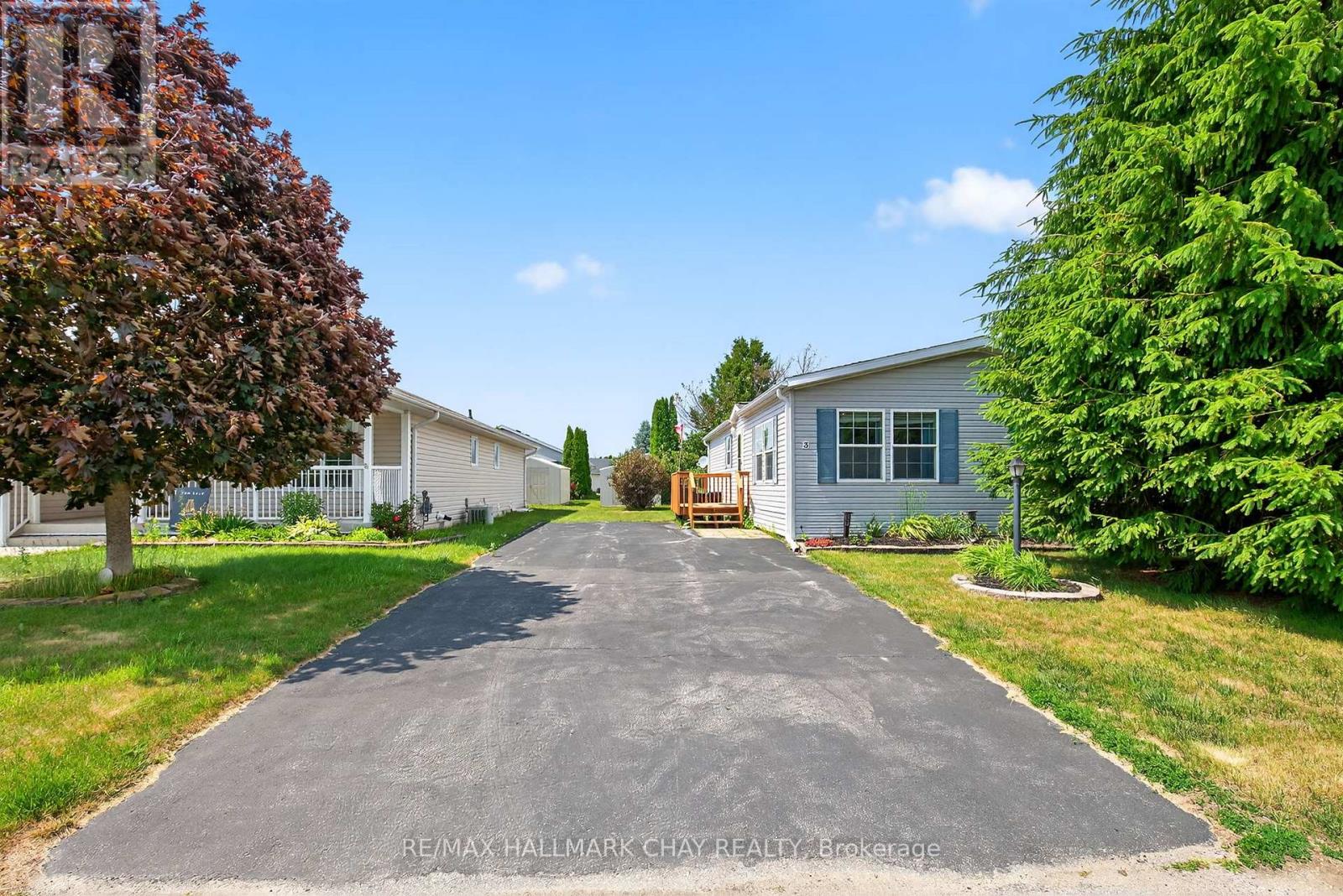 3 ILLINOIS CRESCENT, Wasaga Beach, Ontario