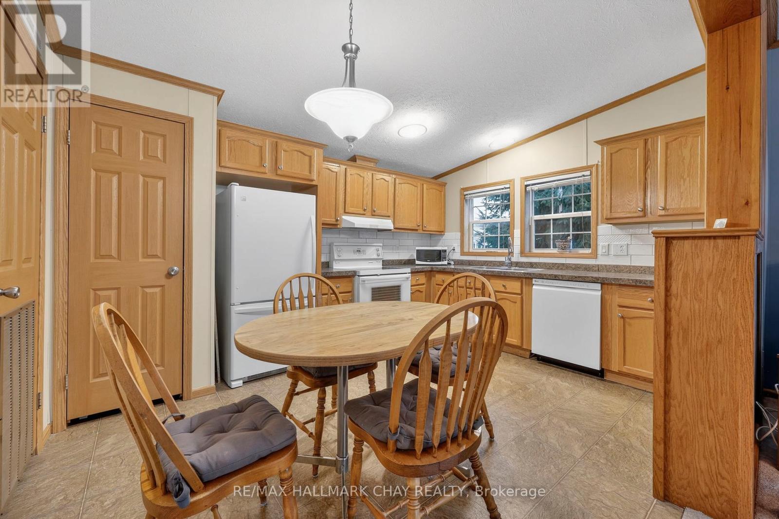 3 Illinois Crescent, Wasaga Beach, Ontario  L9Z 3A8 - Photo 9 - S12950230