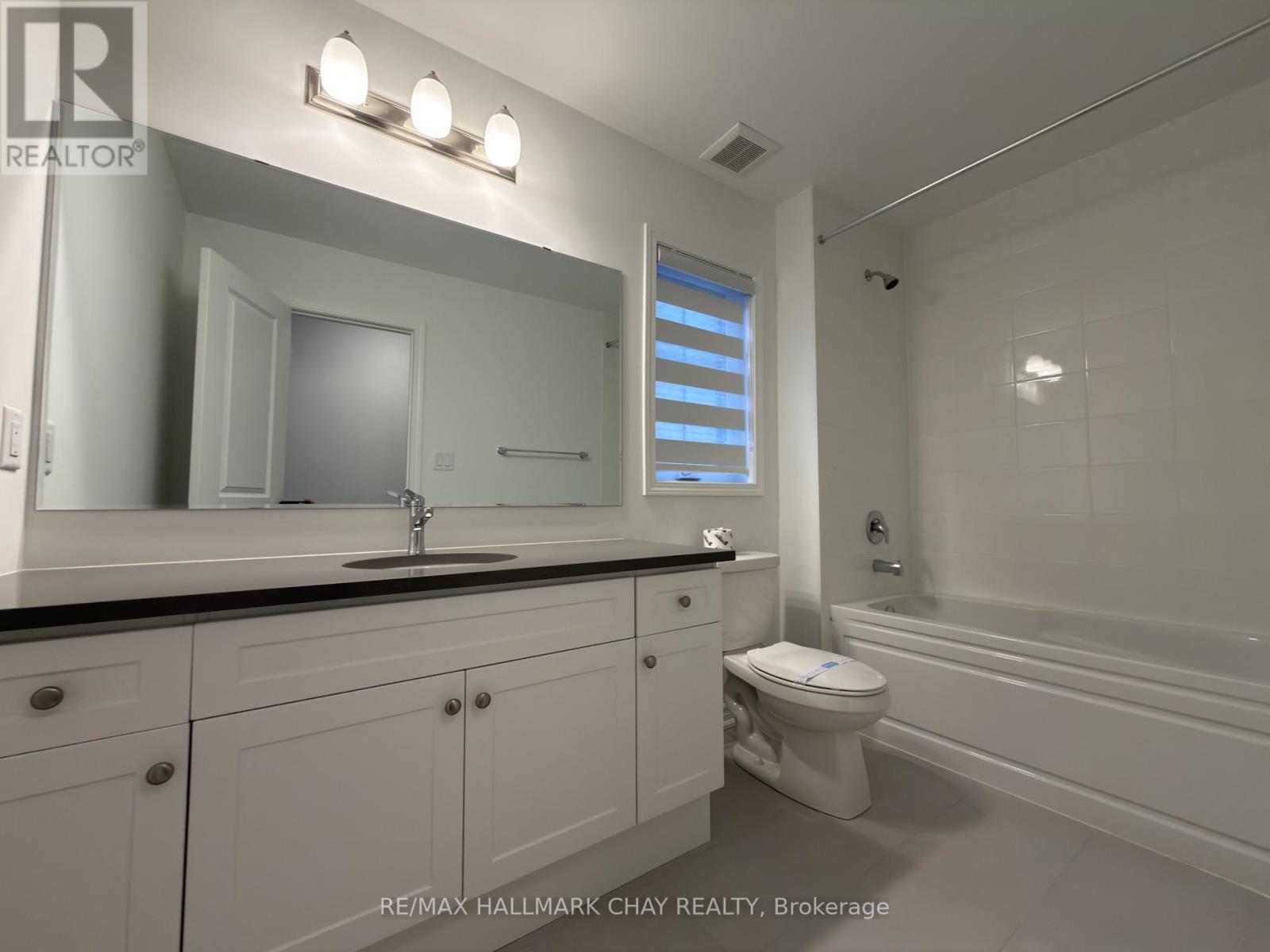 81 Vinewood Crescent, Barrie, Ontario  L9J 0B7 - Photo 23 - S12950340