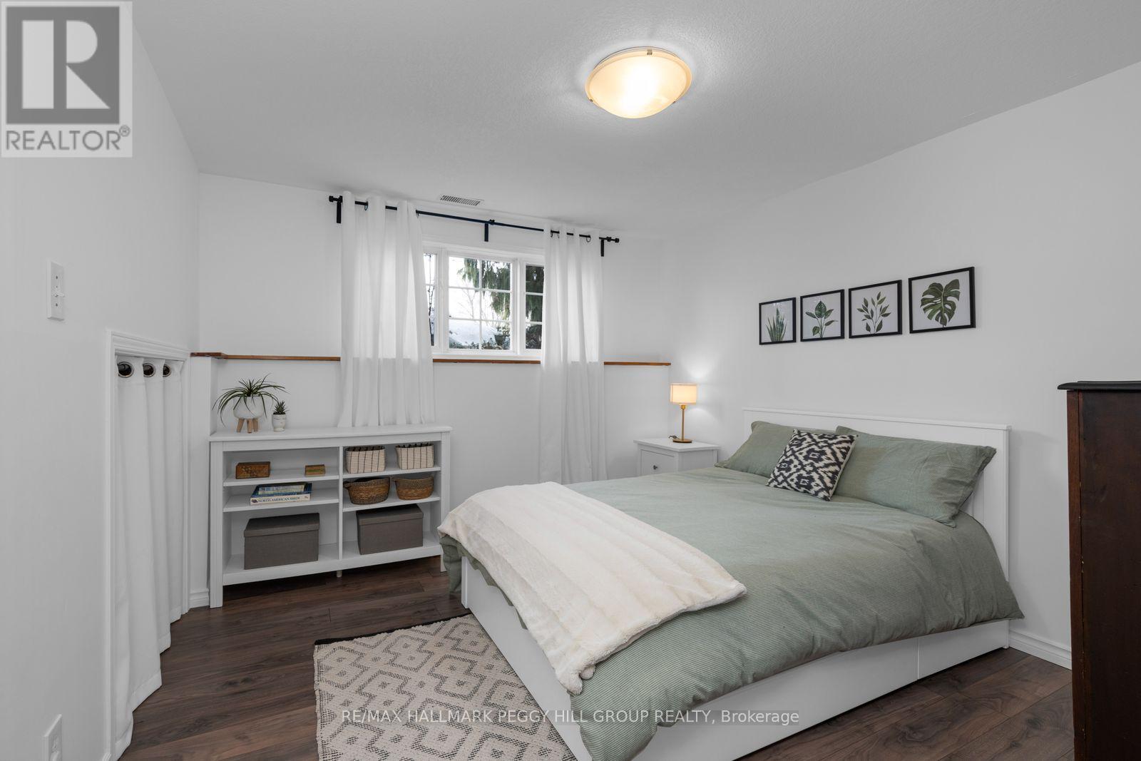 821 Birchwood Drive, Midland, Ontario  L4R 4Y3 - Photo 11 - S12950434