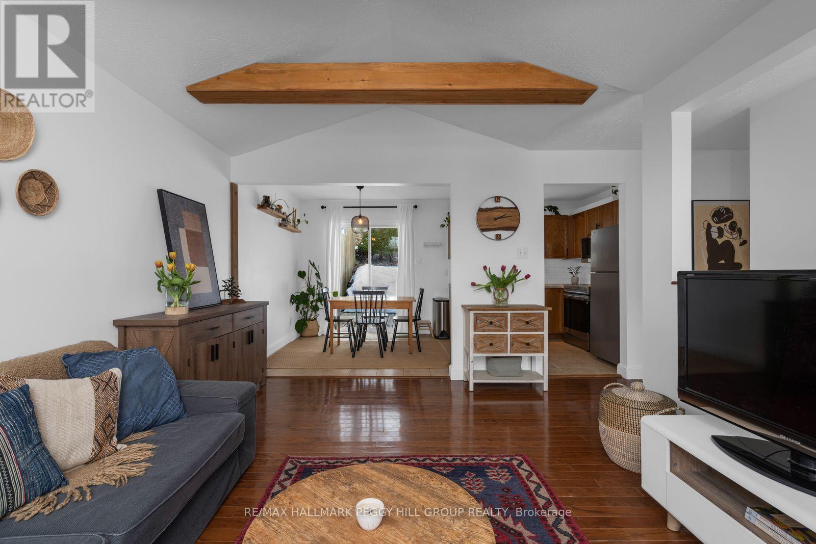 821 Birchwood Drive, Midland, Ontario  L4R 4Y3 - Photo 3 - S12950434