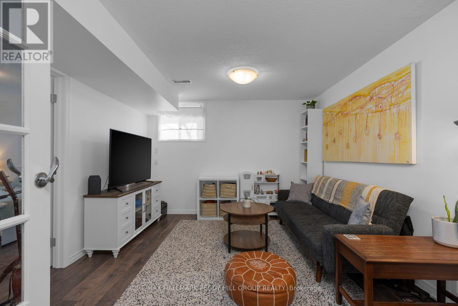 821 Birchwood Drive, Midland, Ontario  L4R 4Y3 - Photo 9 - S12950434