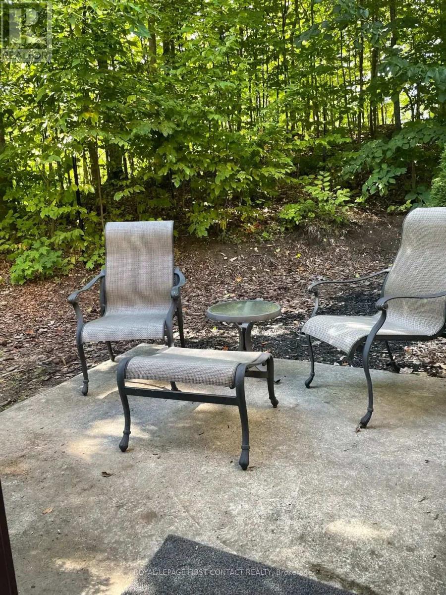 52 Pine Ridge Trail, Oro-Medonte, Ontario  L4M 4Y8 - Photo 9 - S12950456